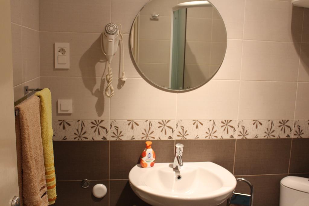 Apartmani I Sobe Goca 헤르섹 외부 사진